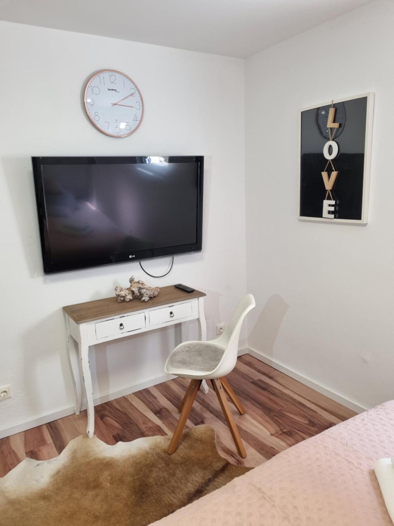 Appartment Im Untergeschoss Freilassing Buitenkant foto